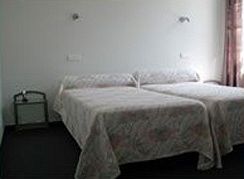 Imagen de la habitación del Hotel Au Gay S&eacute;jour. Foto 4