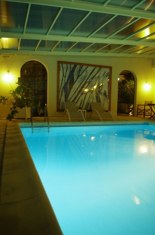 Imagen de la piscina del Hotel Au Grand De Sarlat. Foto 9