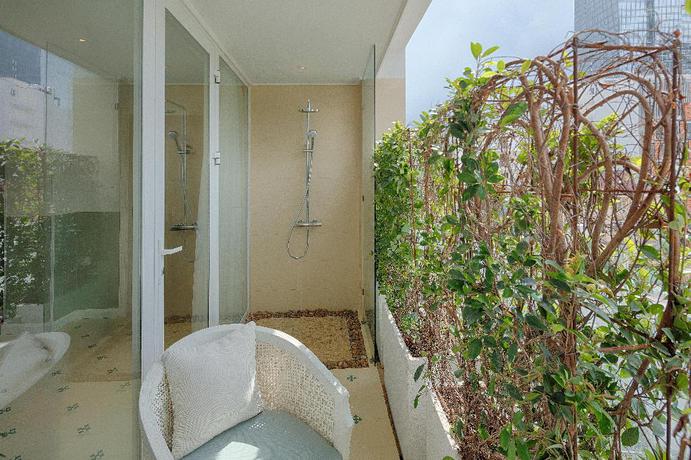 Imagen de la habitación del Hotel Au Lac Charner. Foto 14