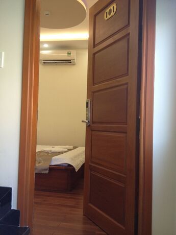 Imagen general del Hotel Au Lac. Foto 12