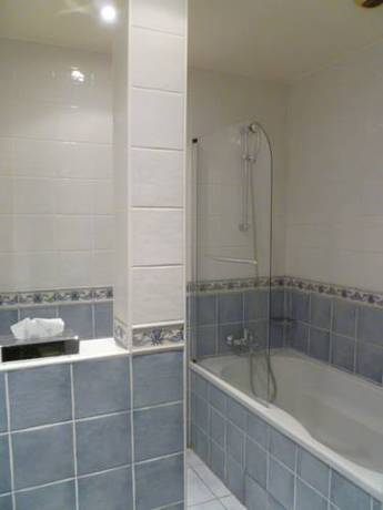 Imagen de la habitación del Hotel Au Limousin. Foto 6