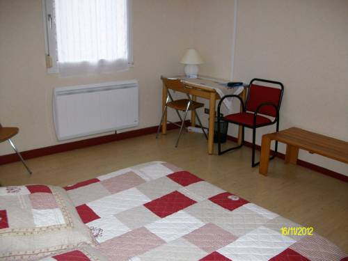 Imagen de la habitación del Hotel Au Logis Des Ours Belfort Nord. Foto 3