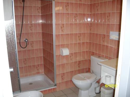 Imagen de la habitación del Hotel Au Logis Des Ours Belfort Nord. Foto 4