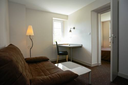 Imagen de la habitación del Hotel Au Moyne De Saire. Foto 12
