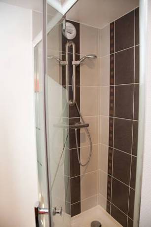 Imagen de la habitación del Hotel Au Moyne De Saire. Foto 16