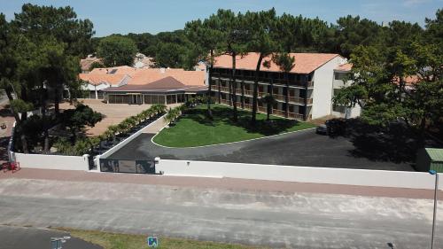 Imagen general del Hotel Au Palmyre H&ocirc;tel. Foto 8