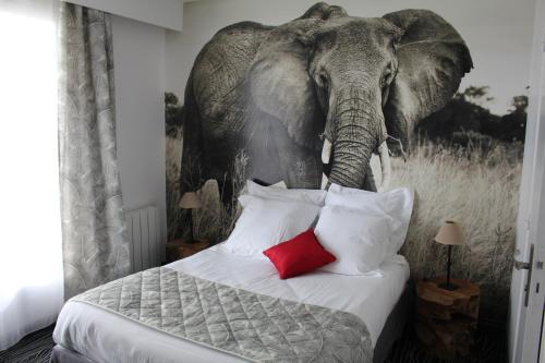 Imagen de la habitación del Hotel Au Palmyre H&ocirc;tel. Foto 17