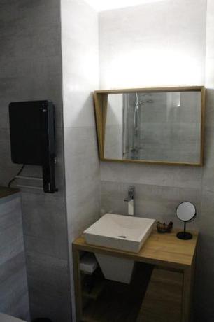 Imagen de la habitación del Hotel Au Palmyre H&ocirc;tel. Foto 19