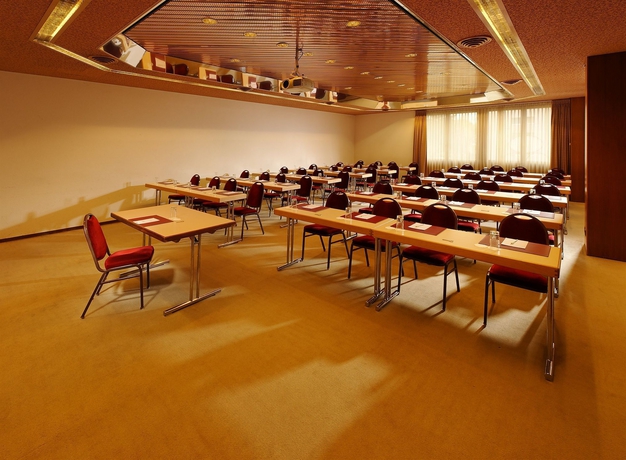 Imagen de los interiores del Hotel Au Parc. Foto 15