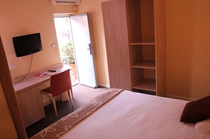 Imagen general del Hotel Au Patio Morand. Foto 13