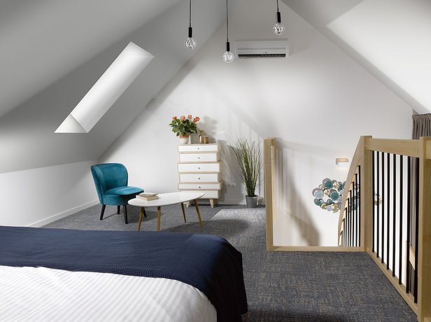 Imagen de la habitación del Hotel Au Petit Pont. Foto 10