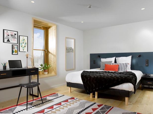 Imagen de la habitación del Hotel Au Petit Pont. Foto 12