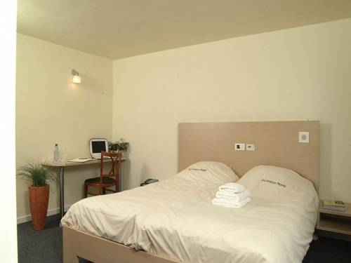 Imagen de la habitación del Hotel Au Prince Royal. Foto 11