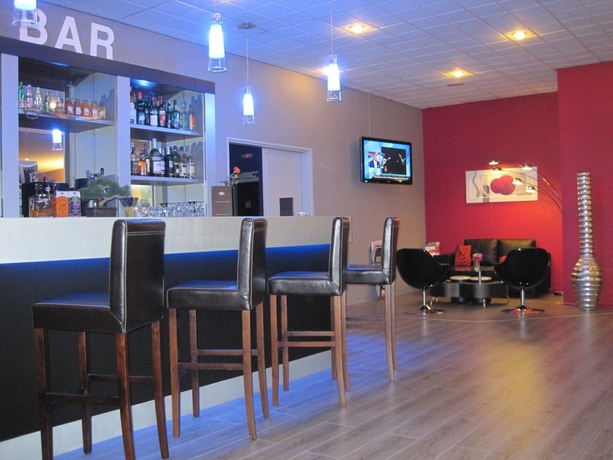 Imagen del bar/restaurante del Hotel Au Relais St Éloi. Foto 2