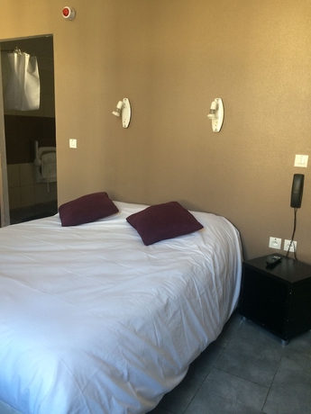 Imagen de la habitación del Hotel Au Royal. Foto 3