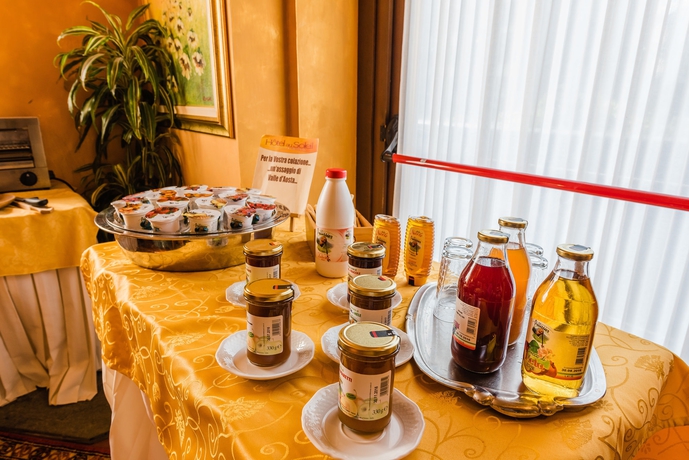 Imagen del bar/restaurante del Hotel Au Soleil. Foto 6