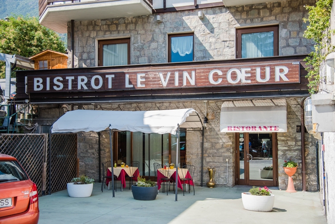 Imagen del bar/restaurante del Hotel Au Soleil. Foto 9