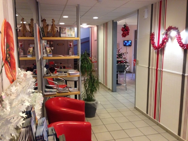 Imagen del bar/restaurante del Hotel Au Spatial. Foto 2