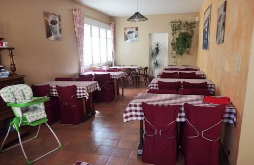 Imagen general del Hotel Au St Roch Et Jardin. Foto 7