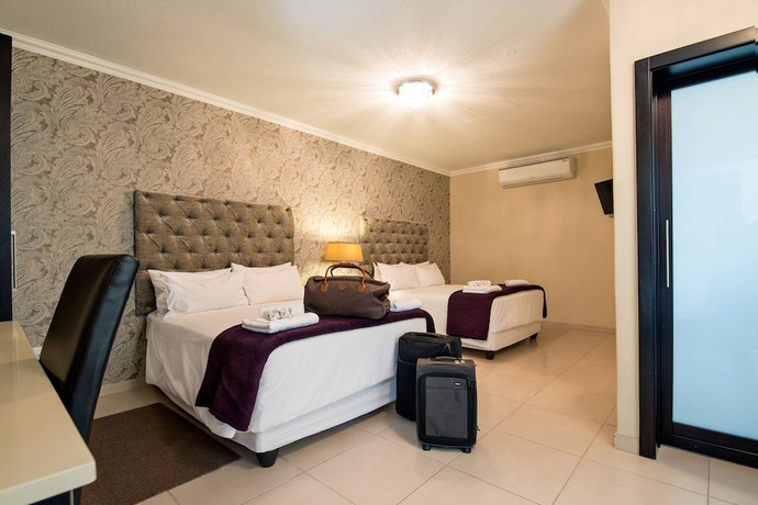 Imagen de la habitación del Hotel Auas City. Foto 8