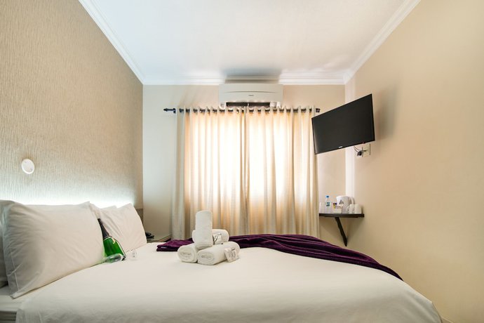 Imagen de la habitación del Hotel Auas City. Foto 10