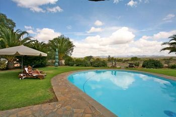 Imagen de la piscina del Hotel Auas Safari Lodge. Foto 13