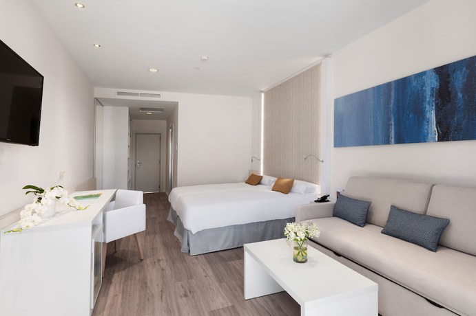 Imagen de la habitación del Hotel Aubamar Bali. Foto 6