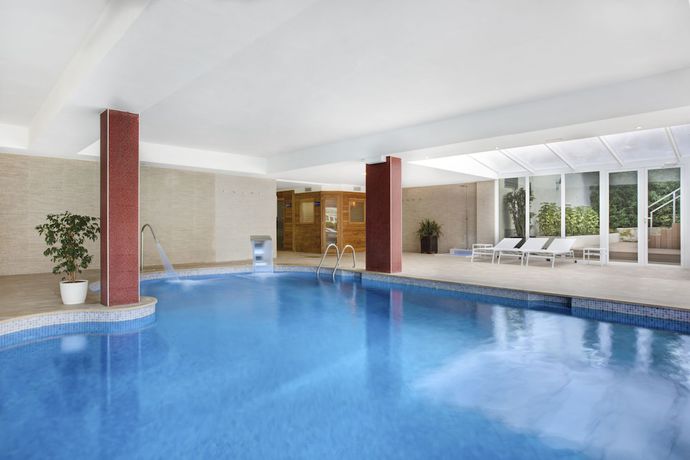 Imagen de la piscina del Hotel Aubamar Bali. Foto 18