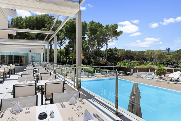 Imagen de los exteriores del Hotel Aubamar Bali. Foto 11