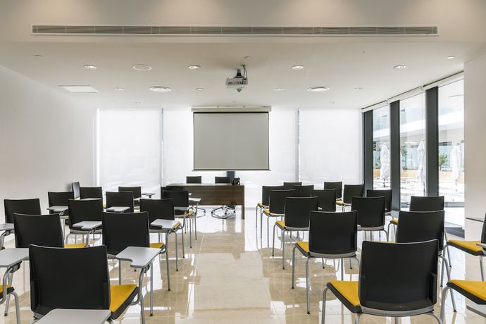 Imagen de los interiores del Hotel Aubamar Bali. Foto 14