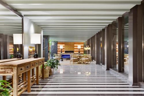 Imagen de los interiores del Hotel Aubamar Palma Resort. Foto 17