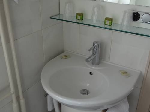 Imagen de la habitación del Hotel Auberge Alsacienne. Foto 7