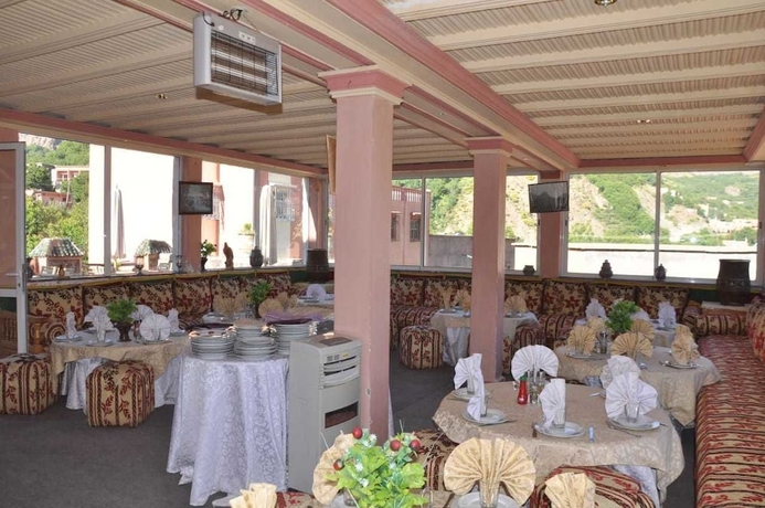 Imagen del bar/restaurante del Hotel Auberge Atlas Tichka. Foto 4