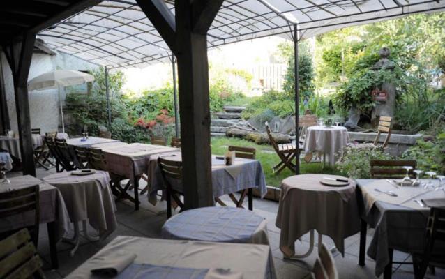 Imagen de los exteriores del Hotel Auberge D'anthy. Foto 7