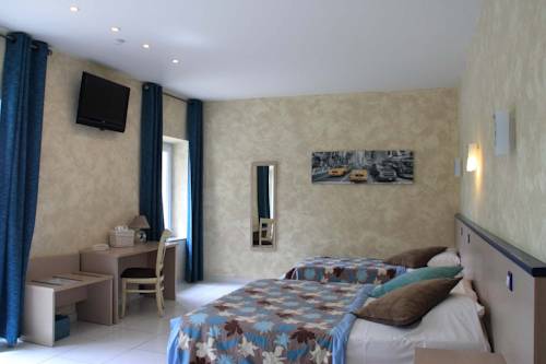Imagen de la habitación del Hotel Auberge De Bonpas Logis De France. Foto 3