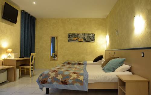 Imagen de la habitación del Hotel Auberge De Bonpas Logis De France. Foto 5