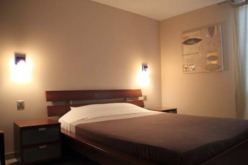 Imagen de la habitación del Hotel Auberge De Bonpas Logis De France. Foto 9