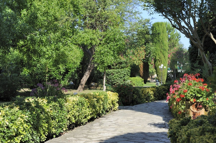 Imagen de los exteriores del Hotel Auberge De Cassagne and Spa. Foto 9