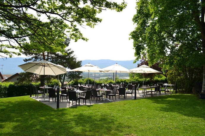 Imagen de los exteriores del Hotel Auberge De Confignon. Foto 18