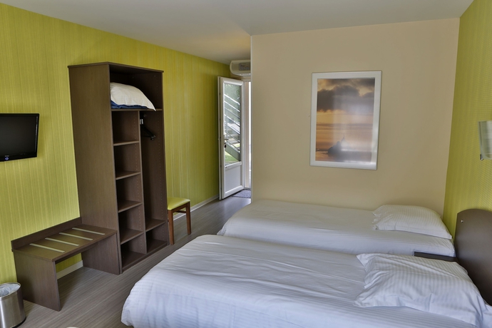 Imagen de la habitación del Hotel Auberge De La Baie, Pontorson. Foto 3