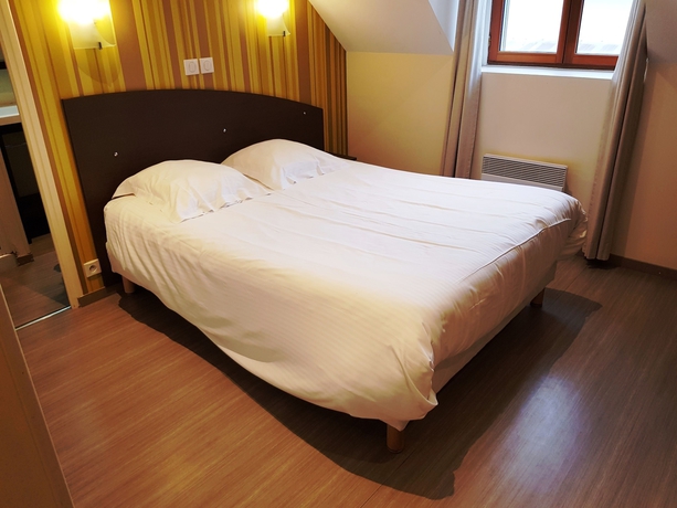 Imagen de la habitación del Hotel Auberge De La Baie, Pontorson. Foto 18