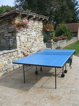 Imagen de los exteriores del Hotel Auberge De La Diège. Foto 10