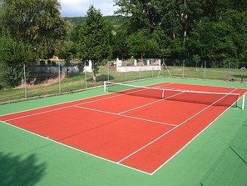 Imagen de los exteriores del Hotel Auberge De La Diège. Foto 11