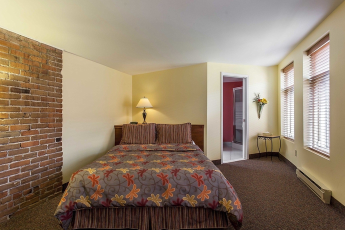 Imagen de la habitación del Hotel Auberge De La Fontaine. Foto 8