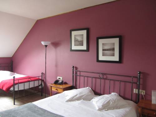 Imagen de la habitación del Hotel Auberge De La Lesse. Foto 14