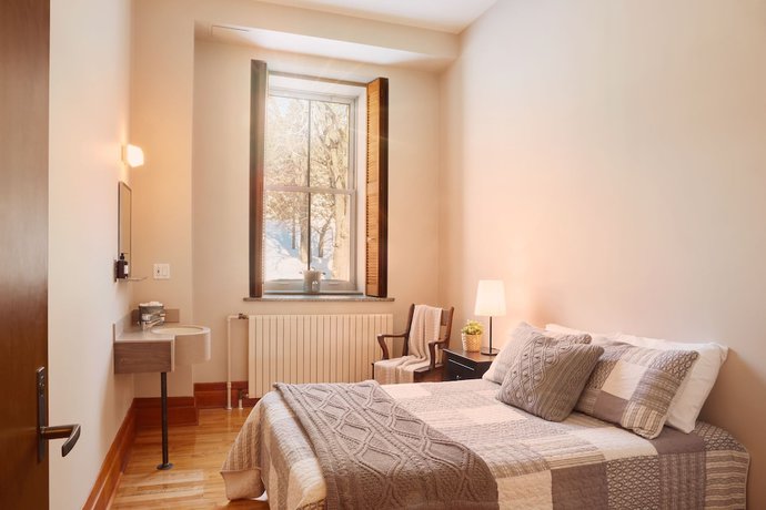 Imagen de la habitación del Hotel Auberge De L'abbaye D'oka. Foto 17