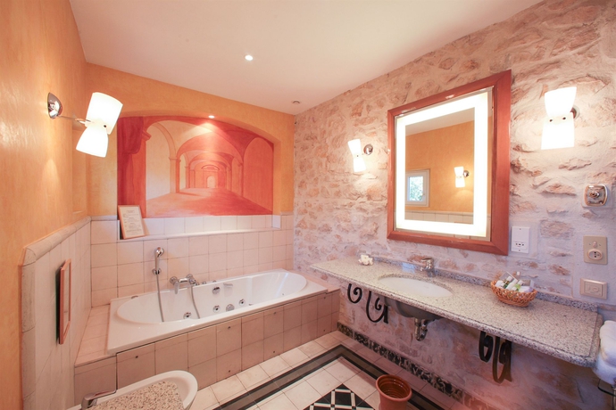 Imagen de la habitación del Hotel Auberge De Noves. Foto 7