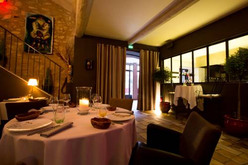 Imagen de la habitación del Hotel Auberge De Saint-r&eacute;my De Provence. Foto 2