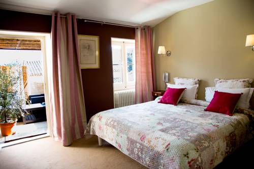Imagen de la habitación del Hotel Auberge De Saint-r&eacute;my De Provence. Foto 3