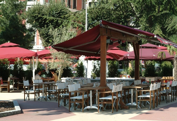 Imagen del bar/restaurante del Hotel Auberge De Savoie. Foto 5